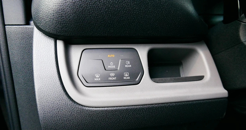 Volkswagen ID.Buzz cena 263394 przebieg: 10, rok produkcji 2023 z Szydłowiec małe 631